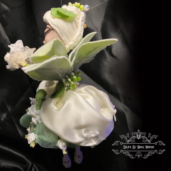 *SOLD* Flower Fairy Doll Puppet OOAK Sculpted Green Forest White Angel Sprite - Picture 15 of 15
